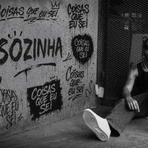 Sozinha